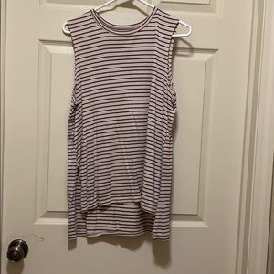NWOT Billabong medium sleeveless shirt